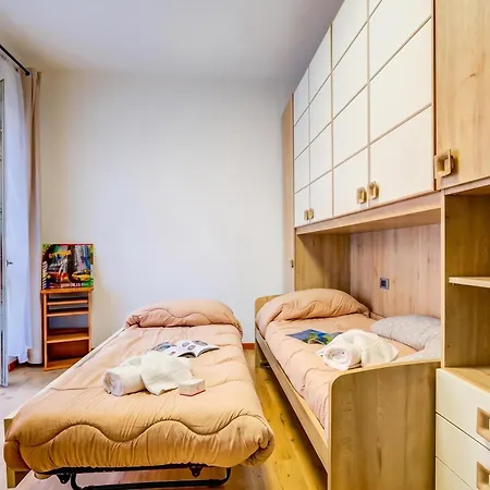Apartment: 2br In Center - Happy * Laveno-Mombello