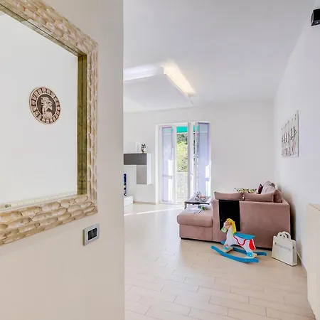 Apartment: 2br In Center - Happy *