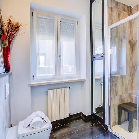 Appartement Apartment: 2br In Center - Happy