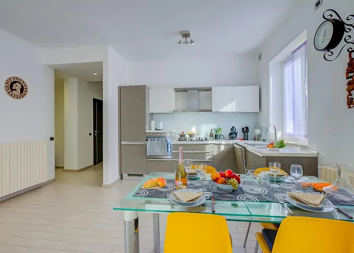 Center - Happy Apartment *